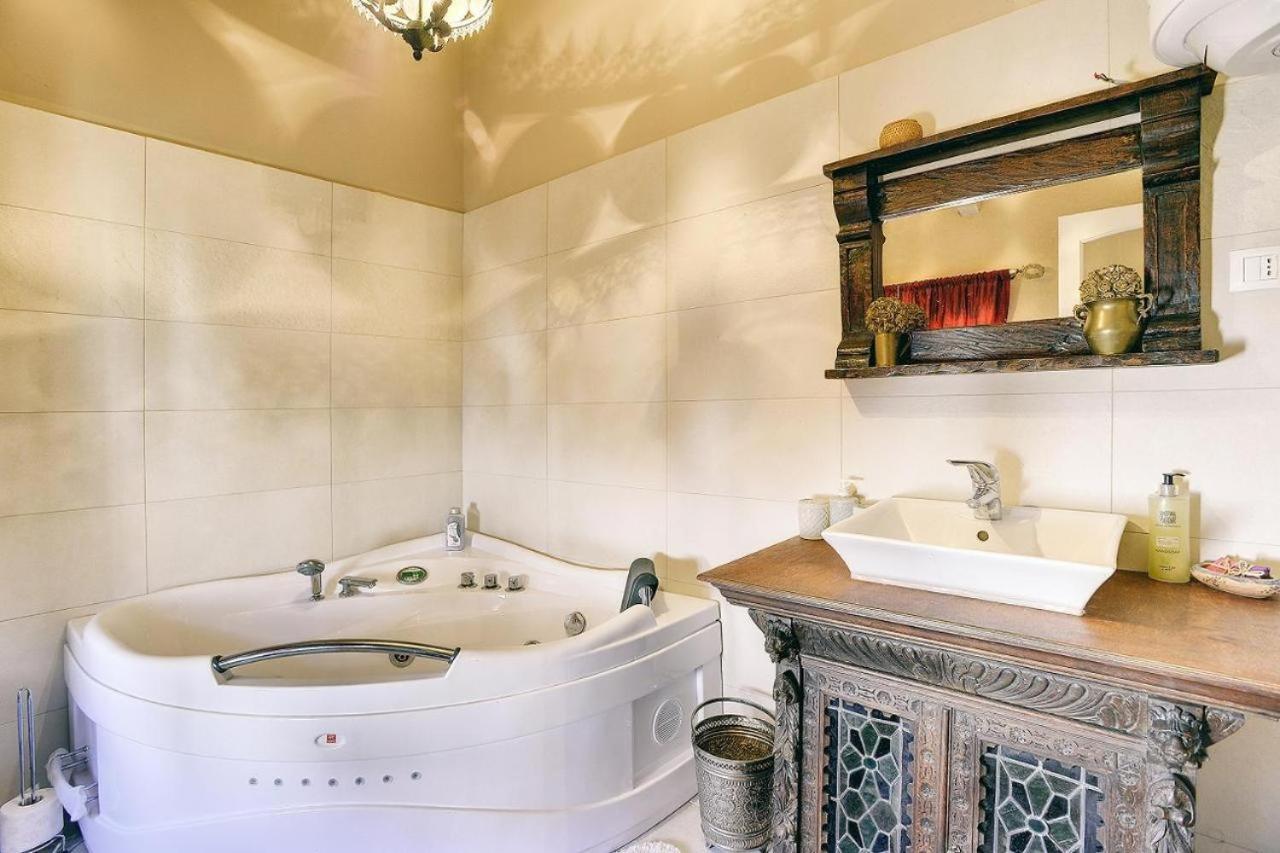 Villa Kazun With Private Pool And Two Gardens Marčana Екстериор снимка
