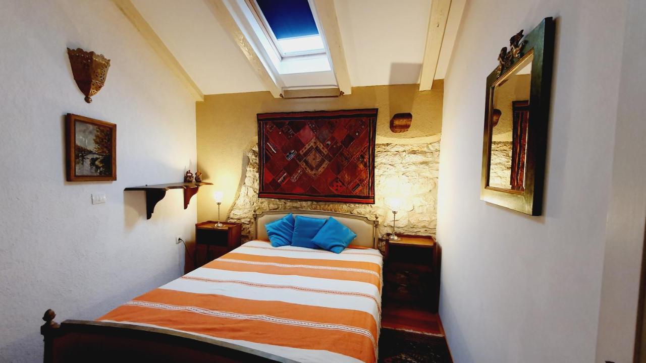 Villa Kazun With Private Pool And Two Gardens Marčana Екстериор снимка